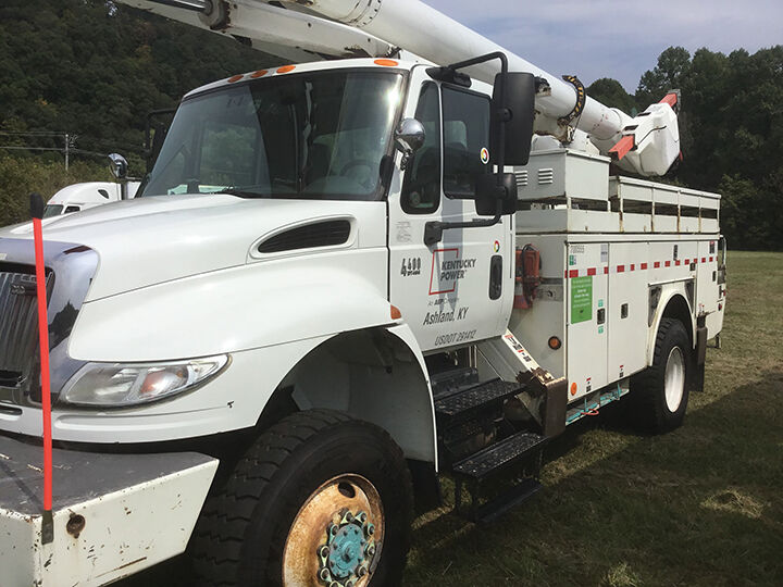 10-16 BSCTC bucket truck.jpg